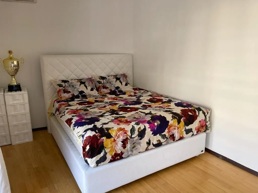 Prodaja, trosoban stan, 91m², Centar, Budva