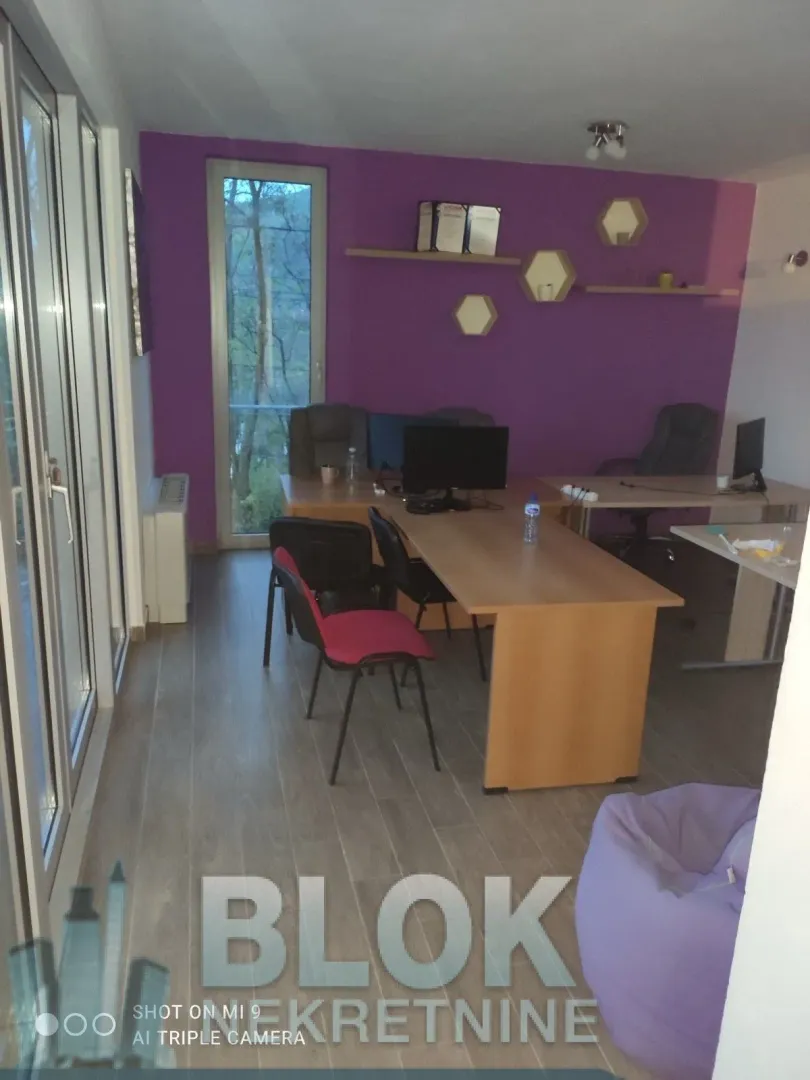 Izdavanje, trosoban stan, 70m², Tološi, Podgorica