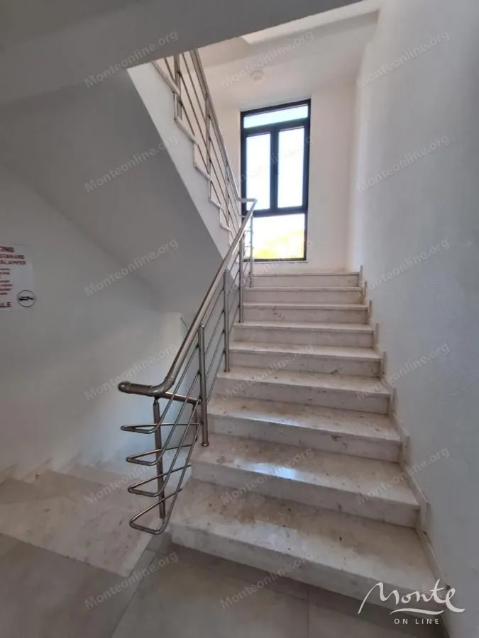 Sale, two bedroom apartment, 67m², Dobre Vode, Bar