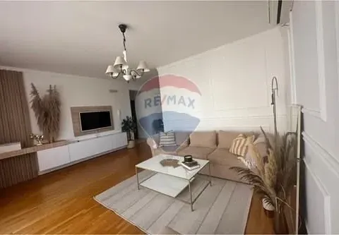 Izdavanje, stan, 86m², Centar, Bar - image 4