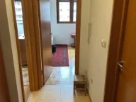 Izdavanje, jednosoban stan, 41m², Stari Aerodrom, Podgorica - image 2