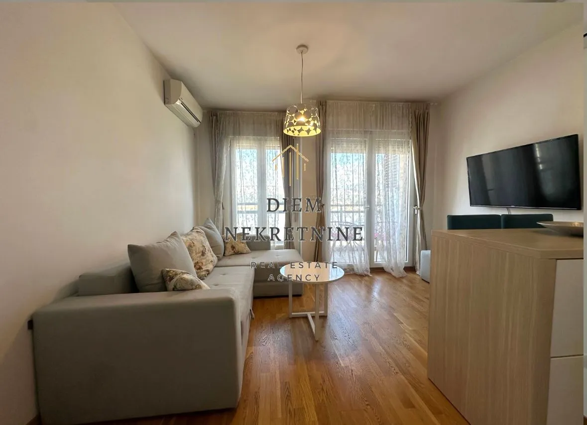 Izdavanje, garsonjera, 30m², City Kvart, Podgorica