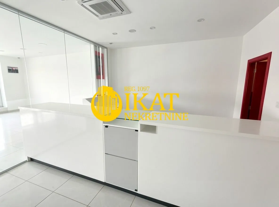 Sale, office space, 180m², Stari Grad, Beograd