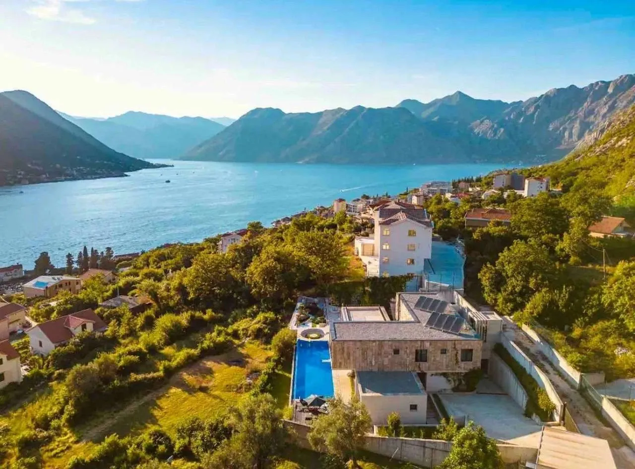 Prodaja, kuća, 500m², Kotor, Crna Gora