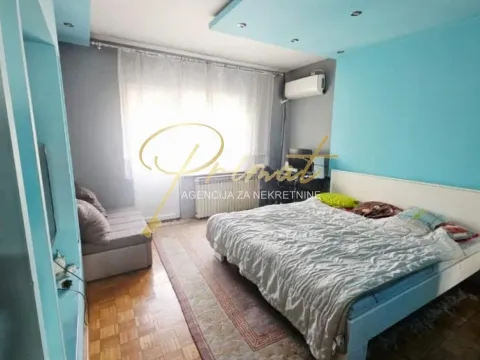 Prodaja, stan, 121m², Borča 1, Borča Sve Podlokacije - image 8