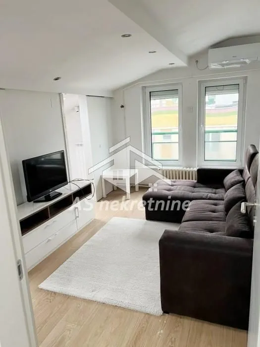 Rent, two bedroom apartment, 50m², Denkova Basta, Zvezdara Sve Podlokacije