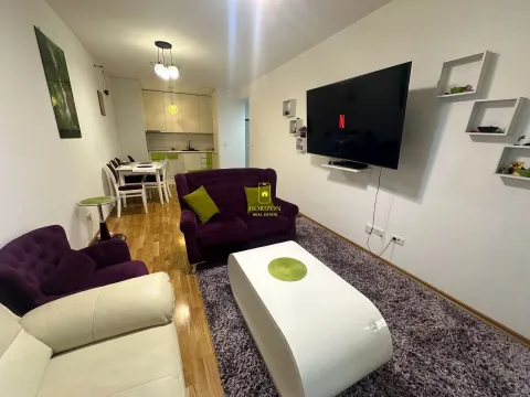 Sale, two bedroom apartment, 70m², Tuški Put, Podgorica - image 4