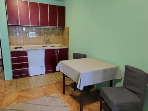 Prodaja, jednosoban stan, 29m², Centar, Budva - image 1