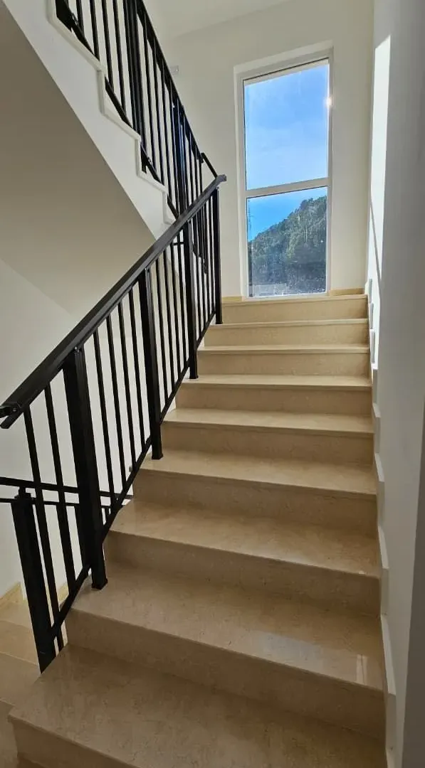 Prodaja, dvosoban stan, 64m², Dubovica, Budva