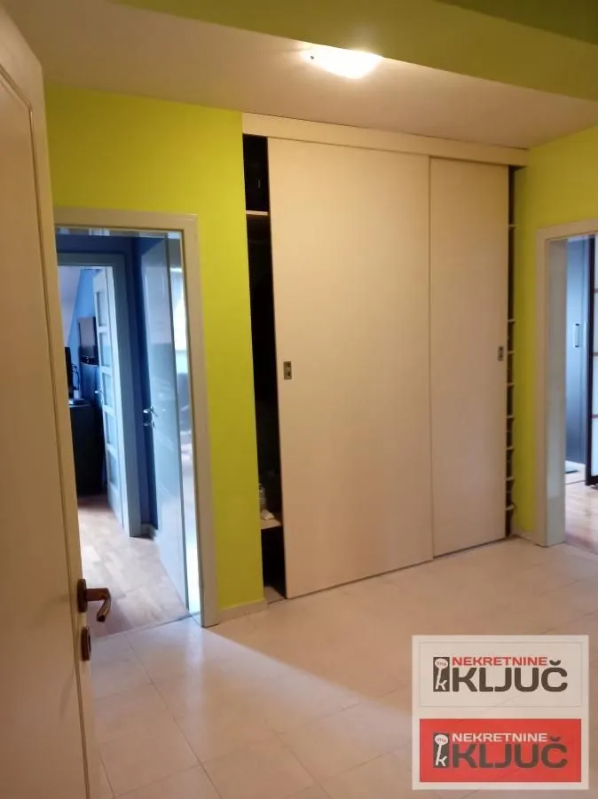 Prodaja, četvorosoban stan, 114m², Spens, Novi Sad Sve Podlokacije