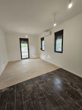 Rent, one bedroom apartment, 44m², Tološi, Podgorica - image 2
