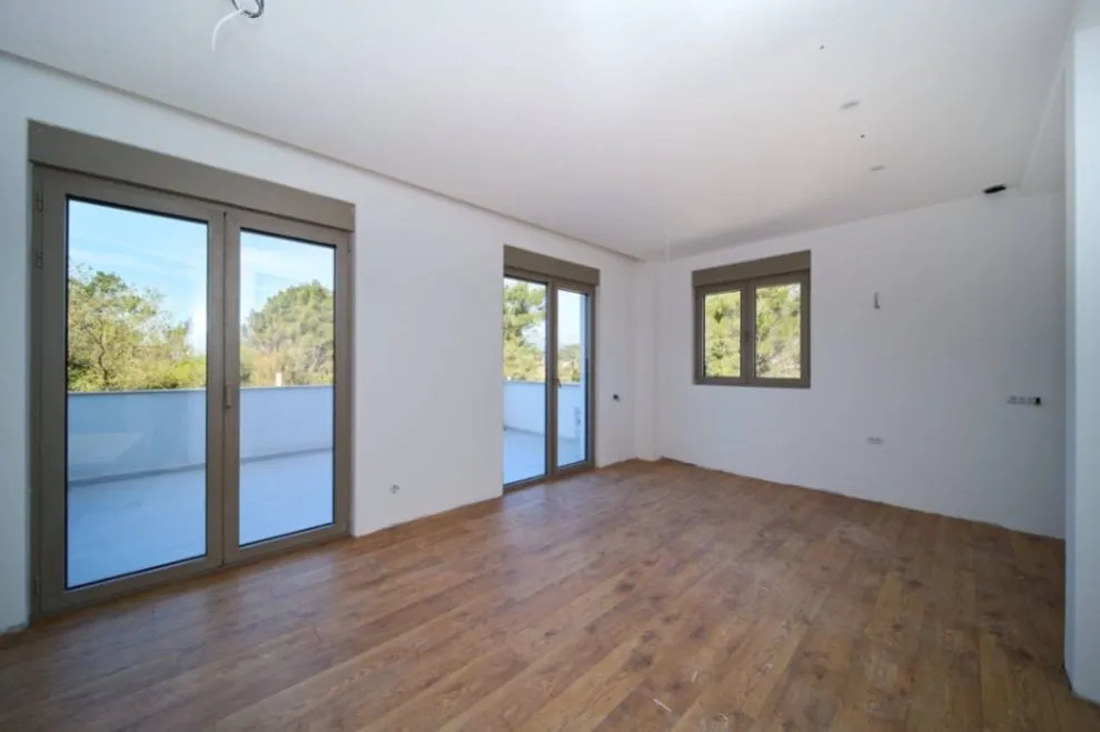 Sale, two bedroom apartment, 113m², Kavač, Kotor