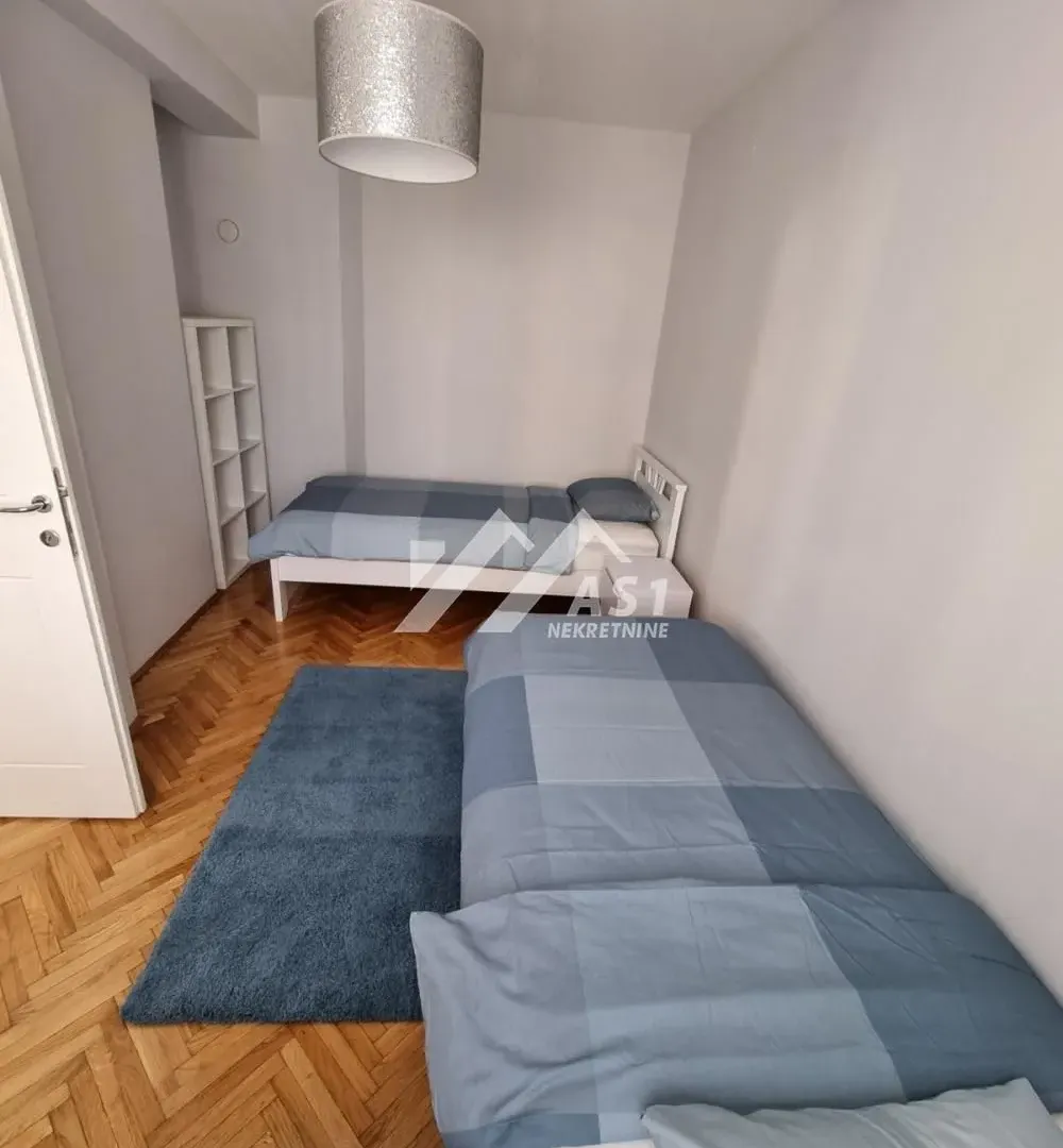 Izdavanje, jednosoban stan, 31m², Grbavica, Novi Sad Sve Podlokacije