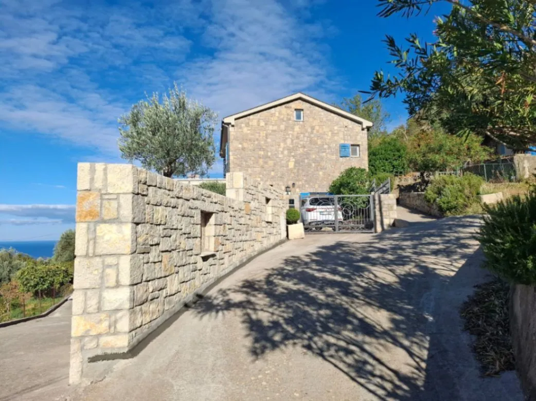 Sale, house, 194m², Reževići, Budva