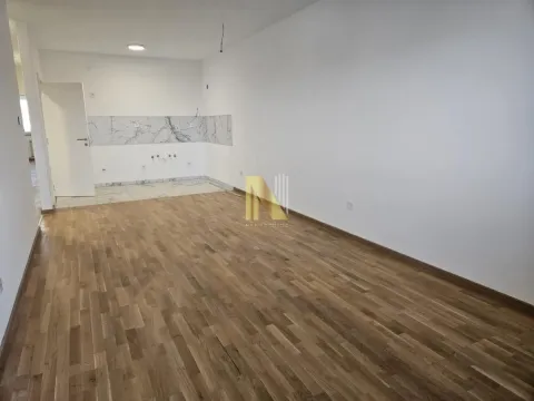 Prodaja, četvorosoban stan, 95m², Avijatičarsko naselje, Novi Sad Sve Podlokacije - image 7