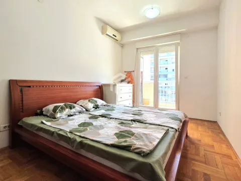 Rent, apartment, 50m², City Kvart, Podgorica - image 10