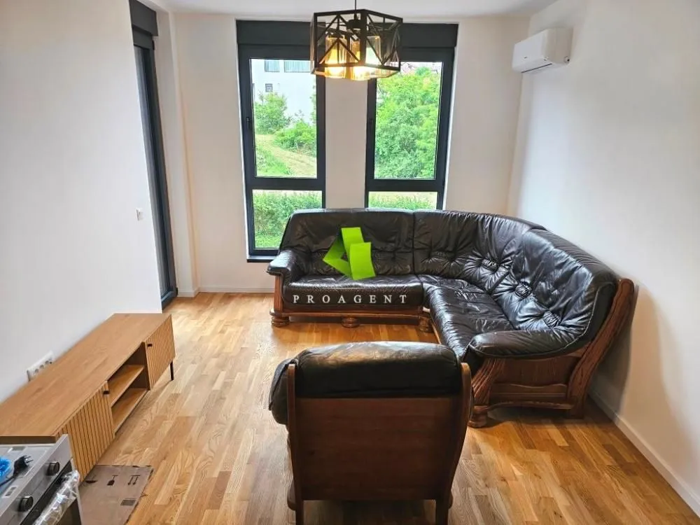 Izdavanje, jednosoban stan, 45m², Palilula, Niš