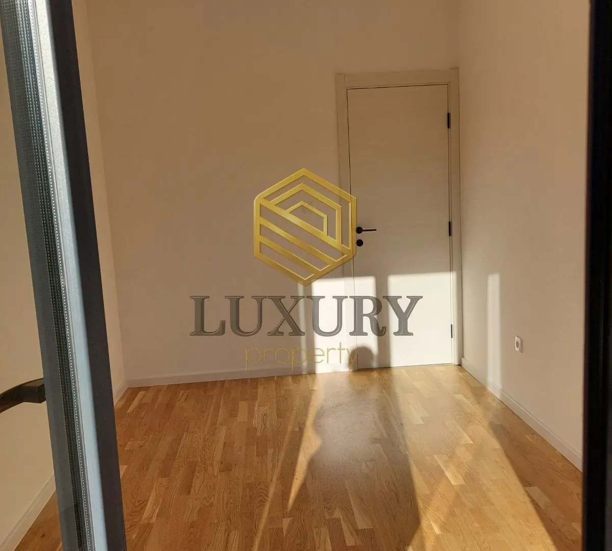 Prodaja, jednosoban stan, 41m², Stari Aerodrom, Podgorica