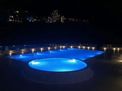 Daily-rent, three bedroom apartment, 67m², Bečići, Budva - image 3