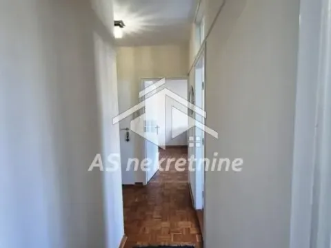 Izdavanje, trosoban stan, 58m², Novi Beograd Blok 1 Fontana, Novi Beograd Sve Podlokacije - image 8