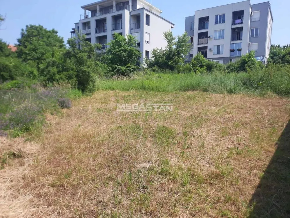 Prodaja, plac, 650m², Višnjica, Palilula Sve Podlokacije