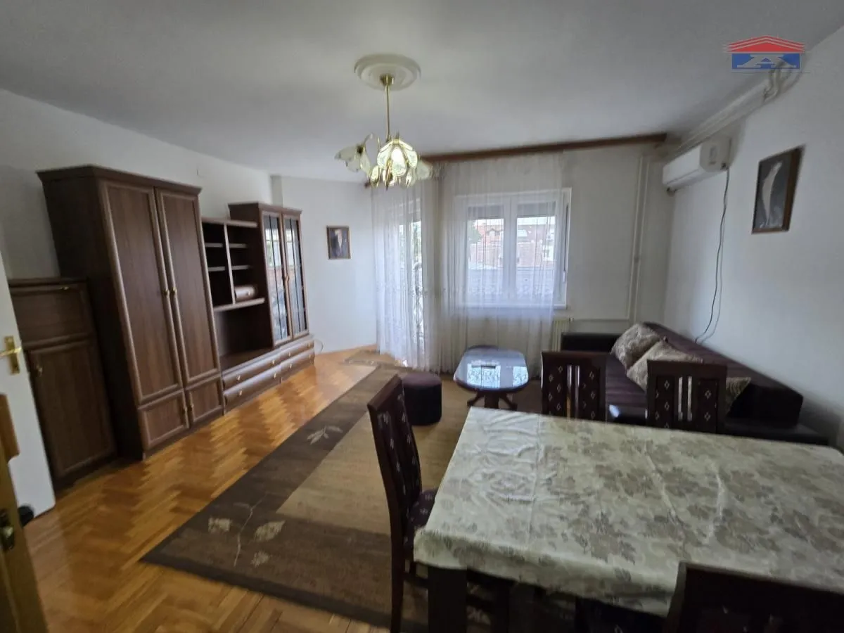Izdavanje, trosoban stan, 65m², Podbara, Novi Sad Sve Podlokacije