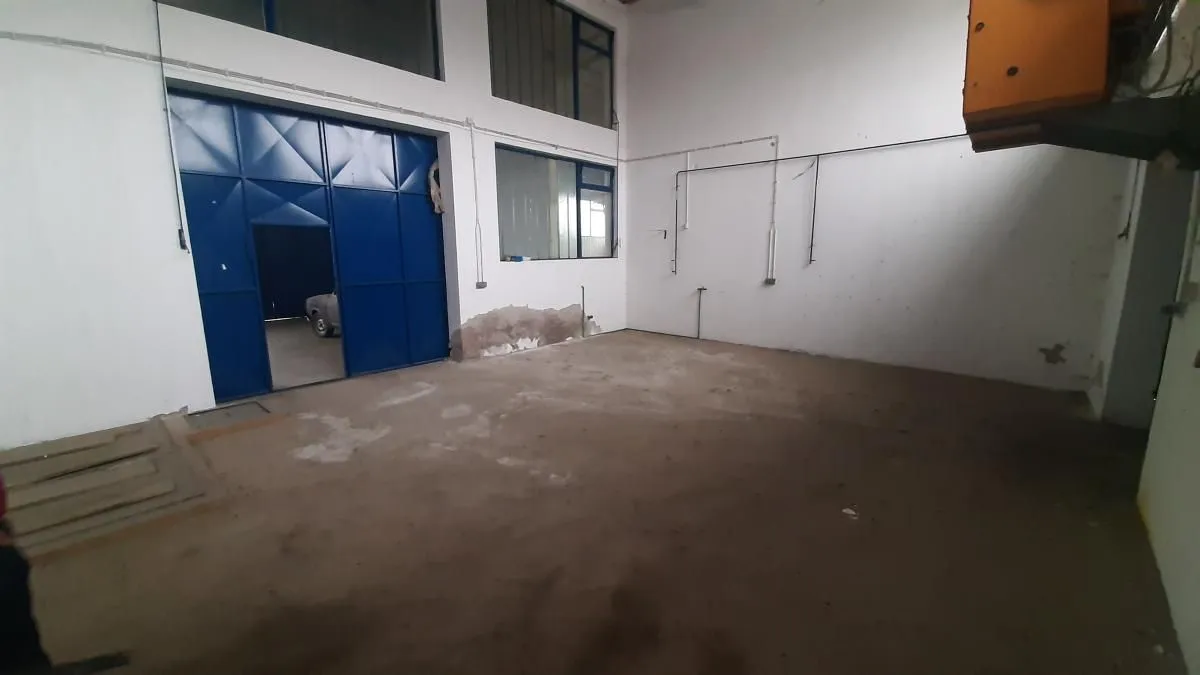 Rent, office space, 2000m², Klisa, Novi Sad Sve Podlokacije