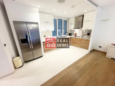 Izdavanje, trosoban stan, 126m², Kalenić Pijaca, Vračar Sve Podlokacije - image 3