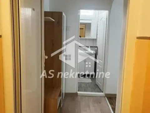Izdavanje, dvosoban stan, 40m², Stari Grad, Beograd - image 13