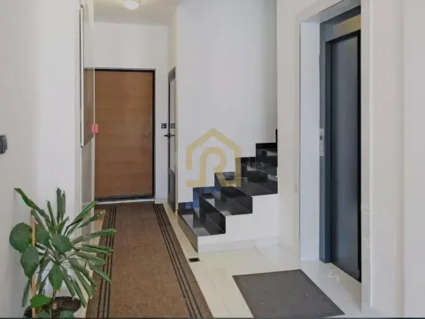 Prodaja, trosoban stan, 101m², Južni Bulevar, Vračar Sve Podlokacije - image 18