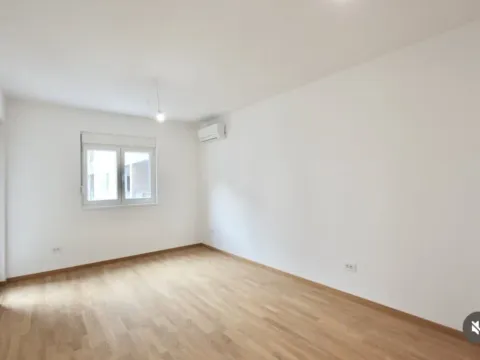 Sale, one bedroom apartment, 46m², Stari Aerodrom, Podgorica - image 7