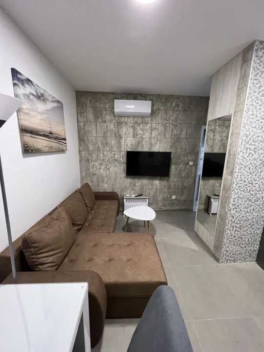 Izdavanje, garsonjera, 30m², Bjeliši, Bar