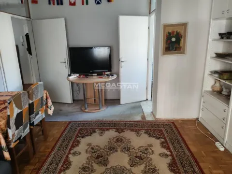 Rent, four bedroom apartment, 88m², Bajlonijeva Pijaca, Beograd - image 2