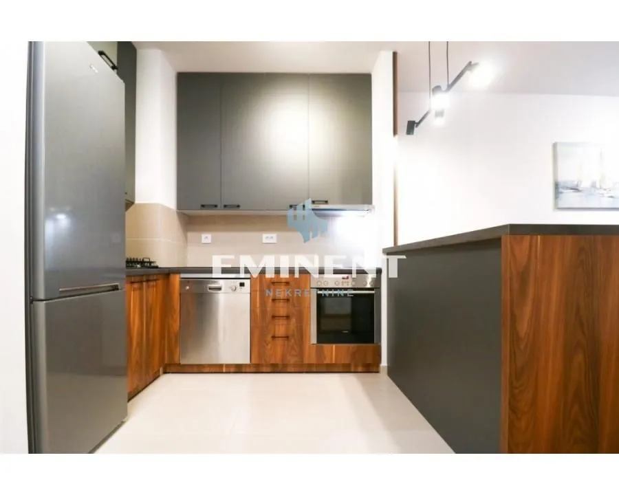 Izdavanje, dvosoban stan, 45m², Voždovac Sve Podlokacije, Beograd