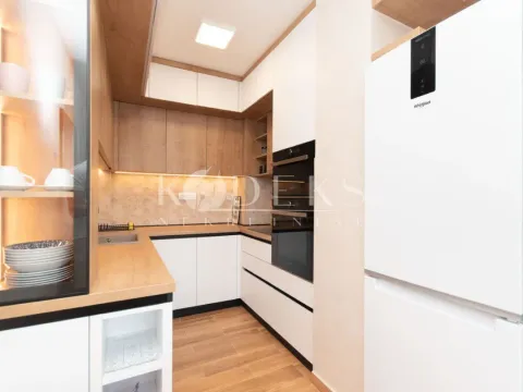 Rent, two bedroom apartment, 76m², Centar, Podgorica - image 6