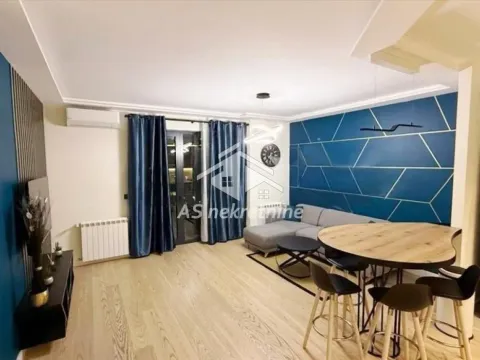 Rent, two bedroom apartment, 60m², Savski Venac, Beograd