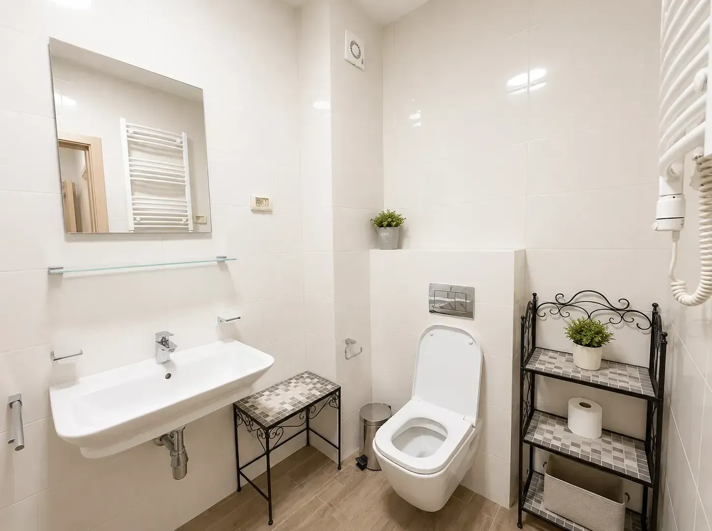 Izdavanje, dvosoban stan, 71m², City Kvart, Podgorica