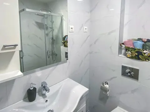 Prodaja, dvosoban stan, 58m², Bečići, Budva - image 11