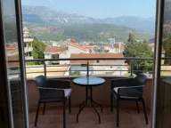 Izdavanje, garsonjera, 30m², Babin Do, Budva - image 5