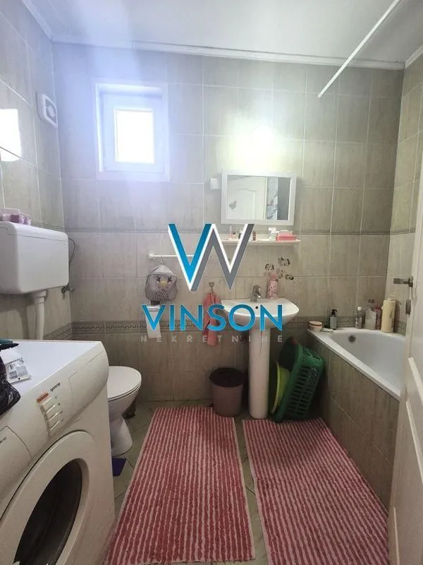 Prodaja, dvosoban stan, 61m², Železnička Stanica, Novi Sad Sve Podlokacije