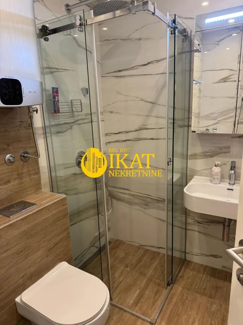 Sale, two bedroom apartment, 49m², Vračar Hram, Vračar Sve Podlokacije