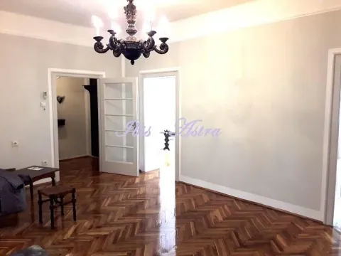 Izdavanje, trosoban stan, 87m², Vračar Hram, Vračar Sve Podlokacije - image 4