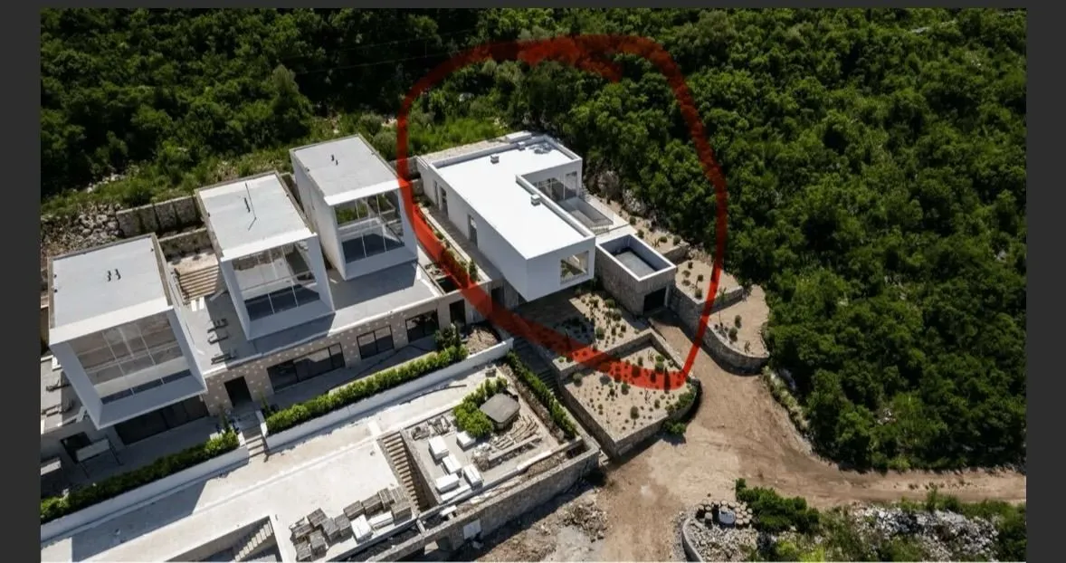 Prodaja, kuća, 328m², Krašići, Tivat