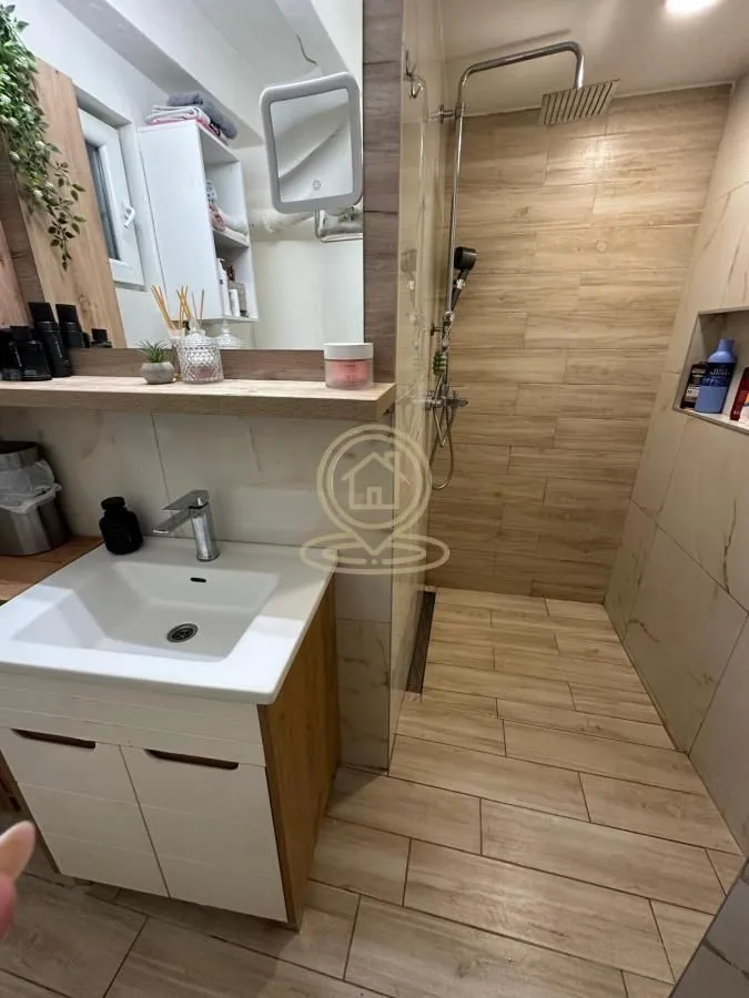 Prodaja, dvosoban stan, 33m², Centar, Novi Sad