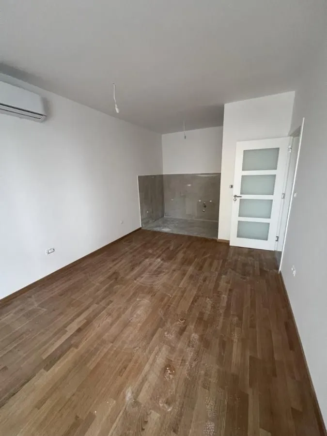 Prodaja, jednosoban stan, 45m², Podgorica, Crna Gora