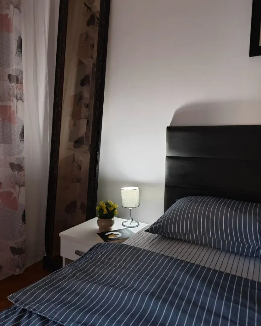Stan-na-dan, jednosoban stan, 44m², Stari Aerodrom, Podgorica