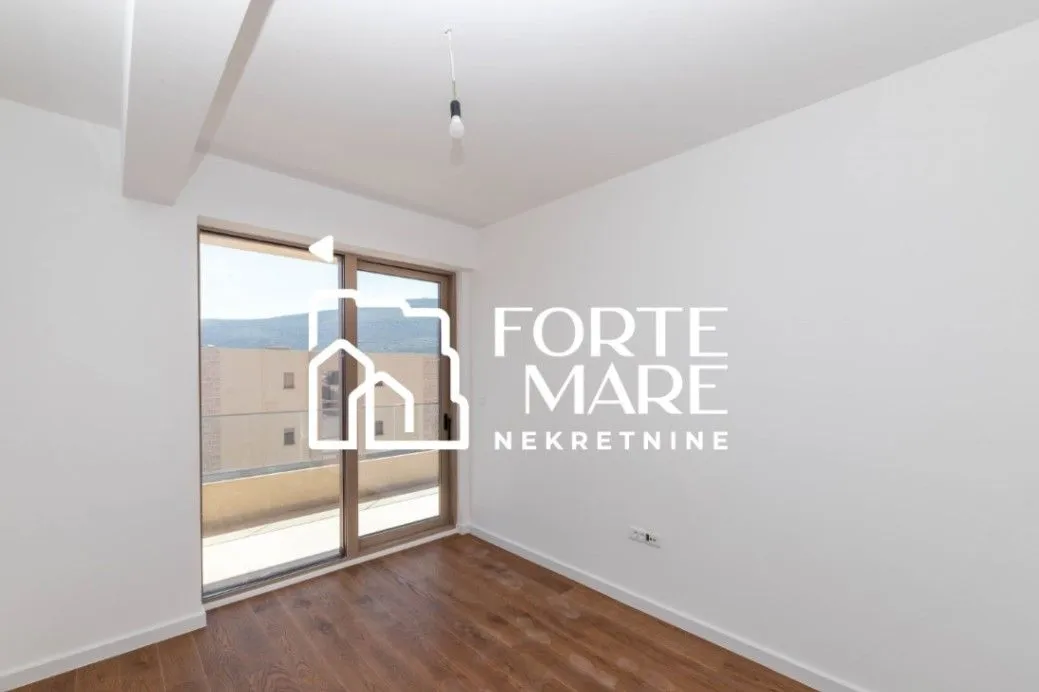 Prodaja, dvosoban stan, 60m², Baošići, Herceg Novi