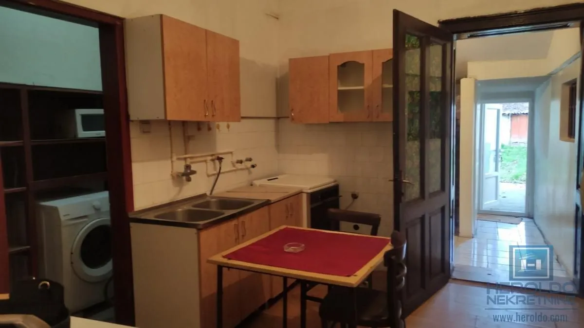 Sale, hospitality venue, 200m², Centar, Leskovac