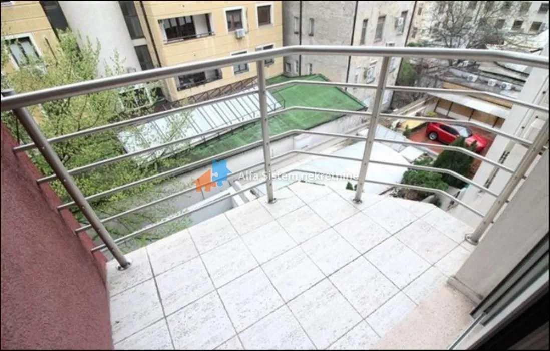 Rent, four bedroom apartment, 160m², Vračar Centar, Vračar Sve Podlokacije