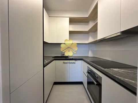 Izdavanje, četvorosoban stan, 135m², Master Kvart, Podgorica - image 16